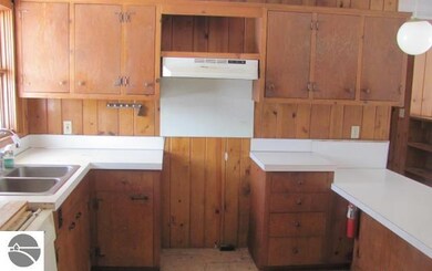 4586 S Skiview Cir, Cedar, MI 49621 - photo 3