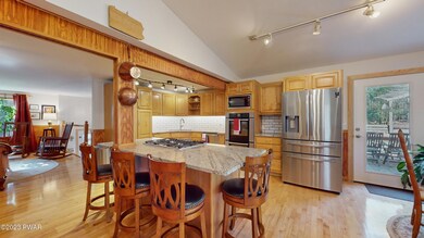 170 Birch Leaf Dr, Milford, PA 18337 - photo 3