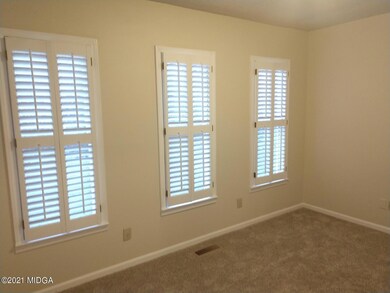 104 Wakefield Bonus Room Plantation Shut