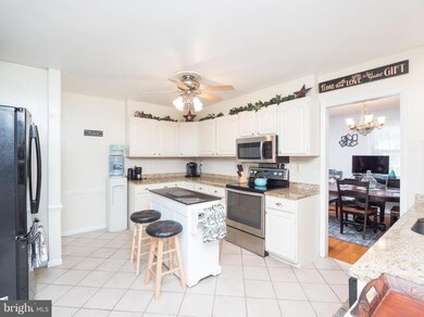 8328 Jacobs Rd, Severn, MD 21144 - photo 5