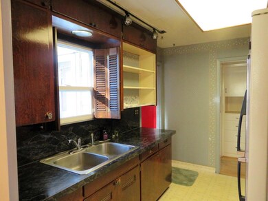 3817 Bristol Ave, Klamath Falls, OR 97603 - photo 5