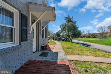 17631 Washington St, Dumfries, VA 22026 - photo 4