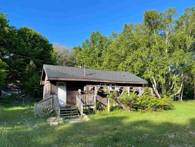 26760 Paid Een Ogs Rd, Beaver Island, MI 49782 - photo 6