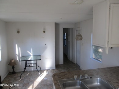 4163 9th St SE, Southport, NC 28461 - photo 4