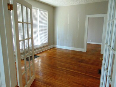 1317 Rufer Ave, Louisville, KY 40204 - photo 7