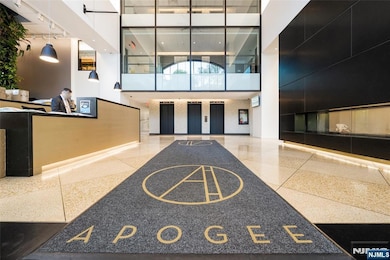 Briarcliff unit 23A, Cliffside Park, NJ 07010 - photo 6