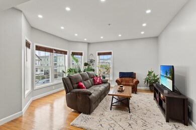 895 Hyde Park Ave unit 2, Hyde Park, MA 02136 - photo 2