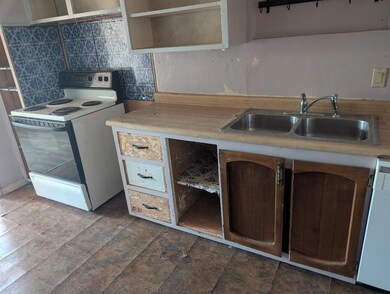 1118 4th St, Redding, CA 96002 - photo 6