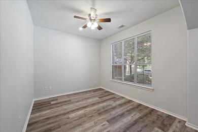 11 Otter Lodge Place, Spring, TX 77382 - photo 7