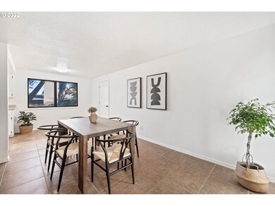 8710 SW Indian Hill Ln, Beaverton, OR 97008 - photo 4