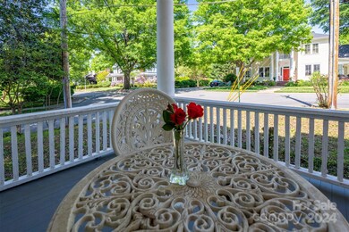 219 N Mulberry St, Statesville, NC 28677 - photo 6