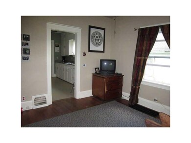 Living Room-L1. Wood Floors