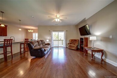 112 Crews Ln unit 3, Statesville, NC 28677 - photo 6