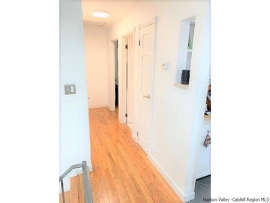 4 Colleen Ln, Wallkill, NY 12589 - photo 4