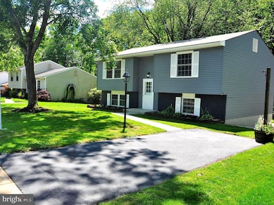 5920 Peregrine Dr, Burke, VA 22015 - photo 5