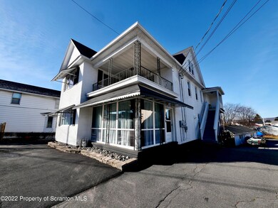 136 Chestnut St, Dunmore, PA 18512 - photo 2