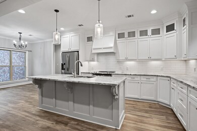 Kitchen/ Dining