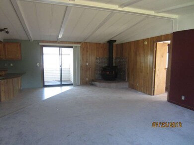 1880 6th St SE, East Wenatchee, WA 98802 - photo 2