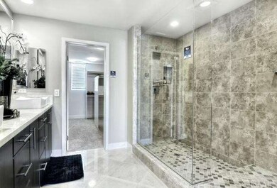This photo is the Model Home of the Residence 4 fl