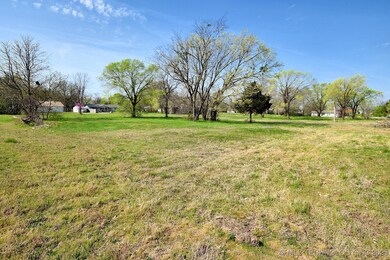 0 SW 2nd St, Wagoner, OK 74467 - photo 3