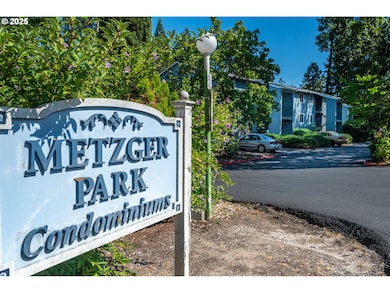 10010 SW Hall Blvd unit 14, Portland, OR 97223 - photo 3