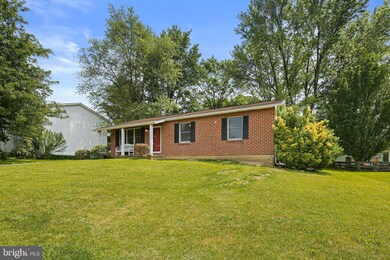 7249 Pommel Dr, Sykesville, MD 21784 - photo 3