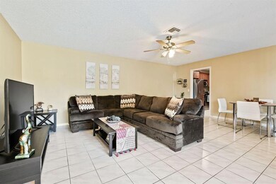 8027 Ambach Way, Hypoluxo, FL 33462 - photo 4