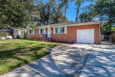 5019 Romilly Dr E, Jacksonville, FL 32210 - photo 4