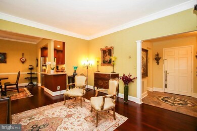 8101 Connecticut Ave unit C-409, Chevy Chase, MD 20815 - photo 4