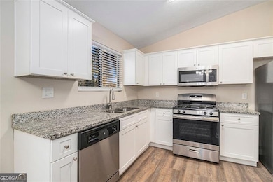 3901 W Wood Path, Stone Mountain, GA 30083 - photo 7