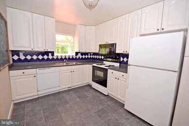 454 Poplar Ln, Annapolis, MD 21403 - photo 5