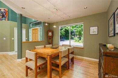 12412 Scenic Dr, Edmonds, WA 98026 - photo 7