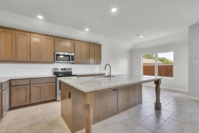 1409 Quail Creek Dr, Cleburne, TX 76033 - photo 5