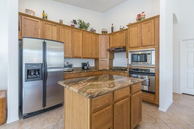 5) KITCHEN