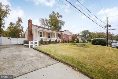 246 Lee Ave, Woodbury, NJ 08096 - photo 3