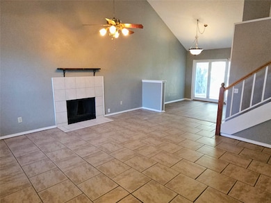 3813 Waxwing Cir S, Fort Worth, TX 76137 - photo 2