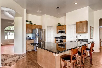 15233 E Via Del Palo Gilbert-large-007-8