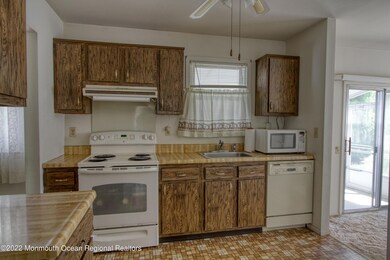 40 Keene St, Whiting, NJ 08759 - photo 2