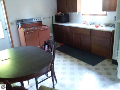 66 Park Lane Dr, Whittemore, MI 48770 - photo 7