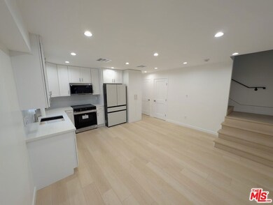 10623 Stanwin Ave, Los Angeles, CA 91345 - photo 3