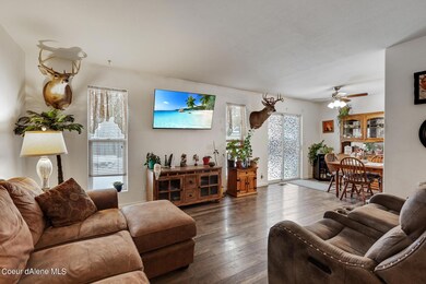 7469WRobinRd-2