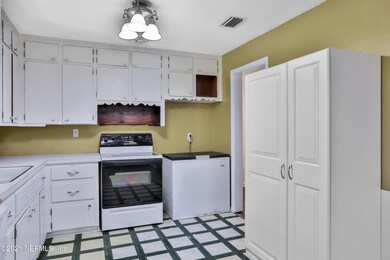 4435 Ish Brant Rd W, Jacksonville, FL 32210 - photo 6