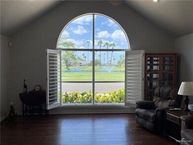 219 Karen Dr, Alamo, TX 78516 - photo 4