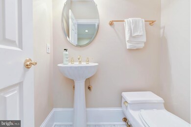 32 Wolfe St unit 31, Alexandria, VA 22314 - photo 7