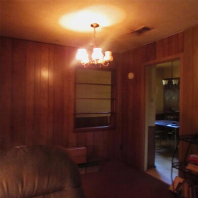 1101 Indian Hills Dr, Grand Prairie, TX 75051 - photo 5