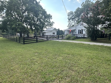 381 Busby Rd, Loretto, TN 38469 - photo 6