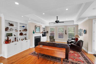 422 Hunters Cir, Greenville, SC 29617 - photo 5