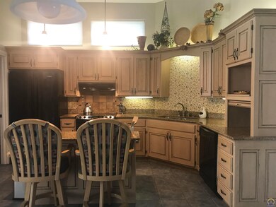 7635 SW 28th Terrace, Topeka, KS 66614 - photo 3