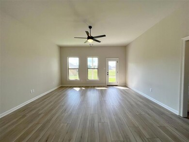 153 Chandler Ln, Sulphur, LA 70665 - photo 3