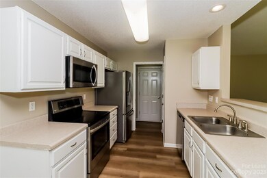 1640 Brookgreen Ave, Statesville, NC 28677 - photo 3